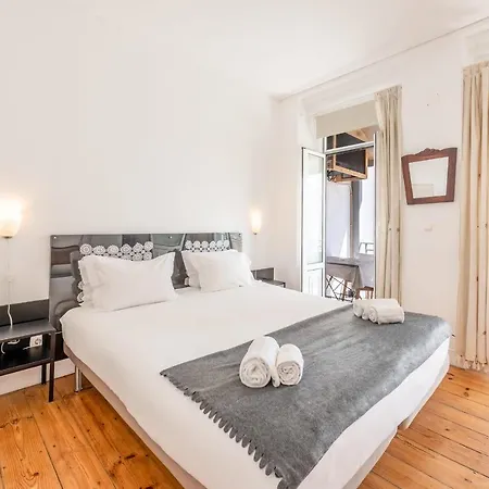 펜션 Guestready - Cidade Suites *